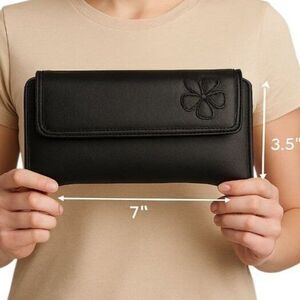 Buxton Black Leather Wallet Card Holder ID Coin Change Purse Women's Woman's